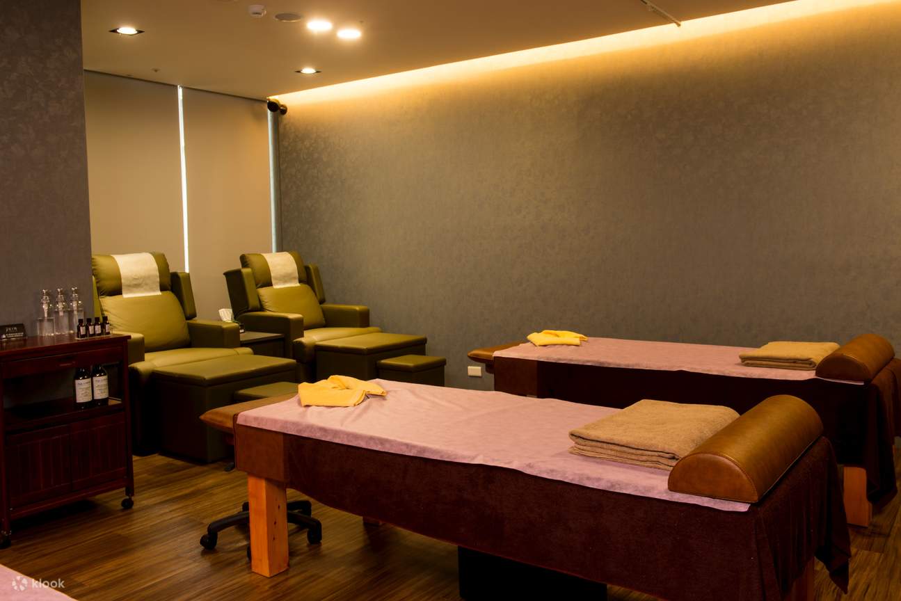 【Foot Factory】 offers a simple and relaxing way for you to easily achieve wellness.